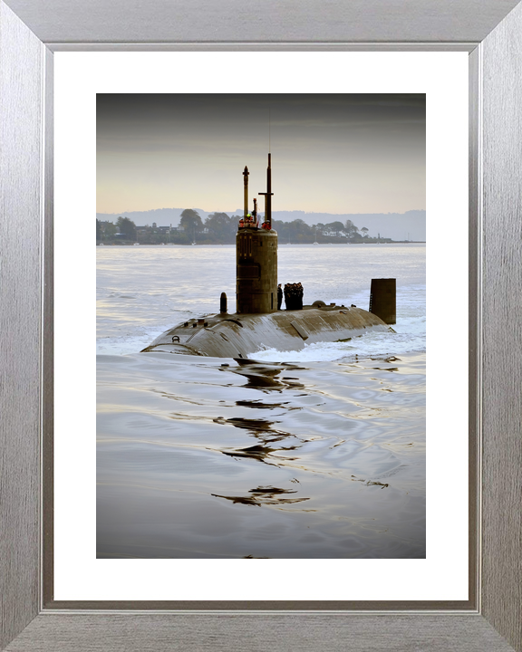HMS Triumph S93 Trafalgar Class Submarine 2009 Clyde Photo Print - Posters, Prints, & Visual Artwork - by Hampshire Prints (image 6 of 9)