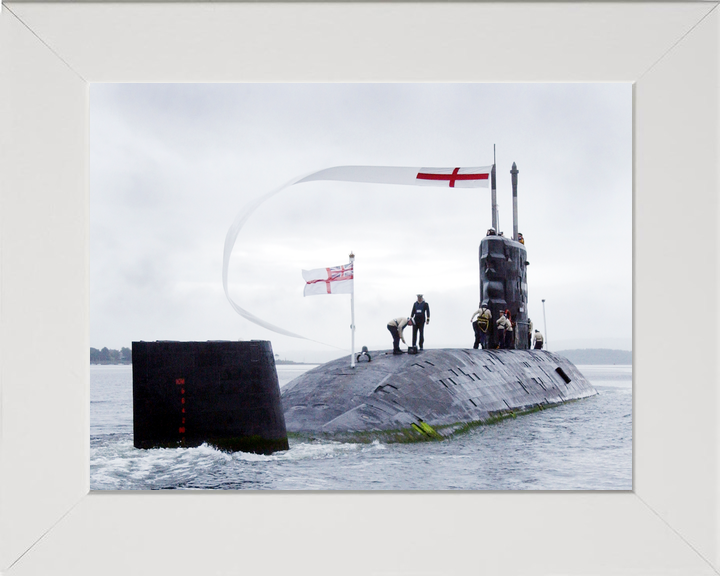 HMS Splendid S106 Swiftsure Class Submarine 2003 Decommission