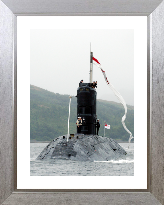 HMS Splendid S106 Swiftsure Class Submarine August 2003
