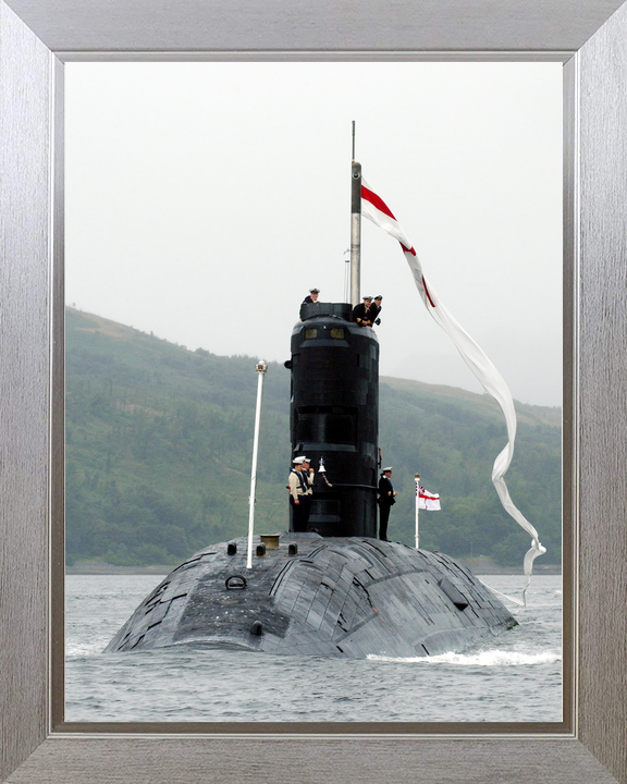 HMS Splendid S106 Swiftsure Class Submarine August 2003