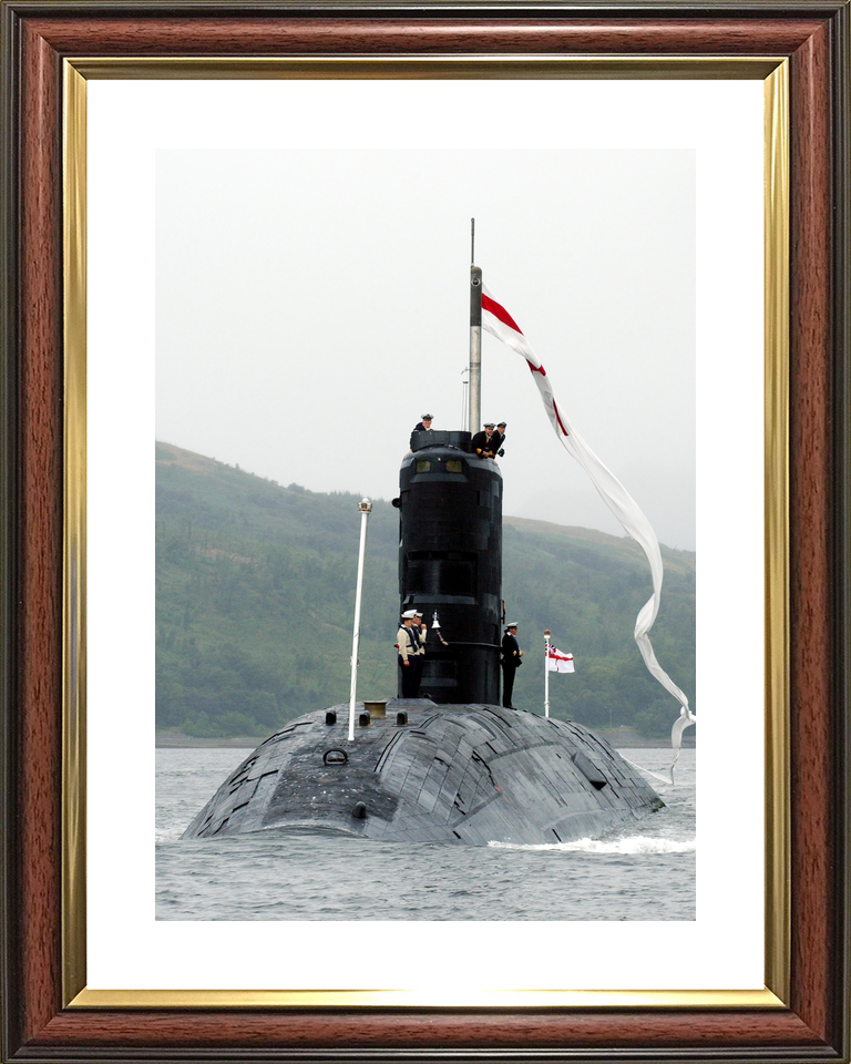 HMS Splendid S106 Swiftsure Class Submarine August 2003