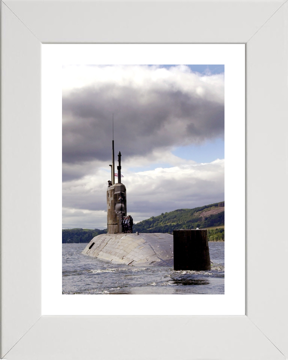 HMS Superb S109 Swiftsure Class Submarine 2007 Clyde