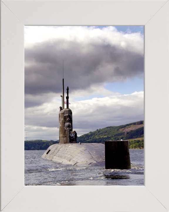 HMS Superb S109 Swiftsure Class Submarine 2007 Clyde