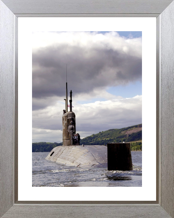 HMS Superb S109 Swiftsure Class Submarine 2007 Clyde