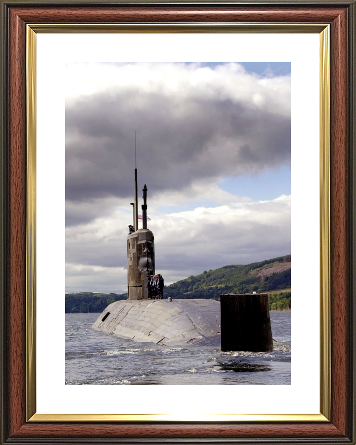 HMS Superb S109 Swiftsure Class Submarine 2007 Clyde