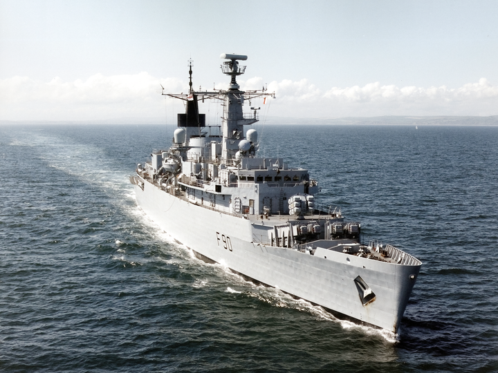 HMS Brilliant (F90) Royal Navy Type 22 Frigate High Starboard Bow View Photo Print Wall Art Decor Posters, Prints, & Visual Artwork Hampshire Prints 6 x 4 No Frame No