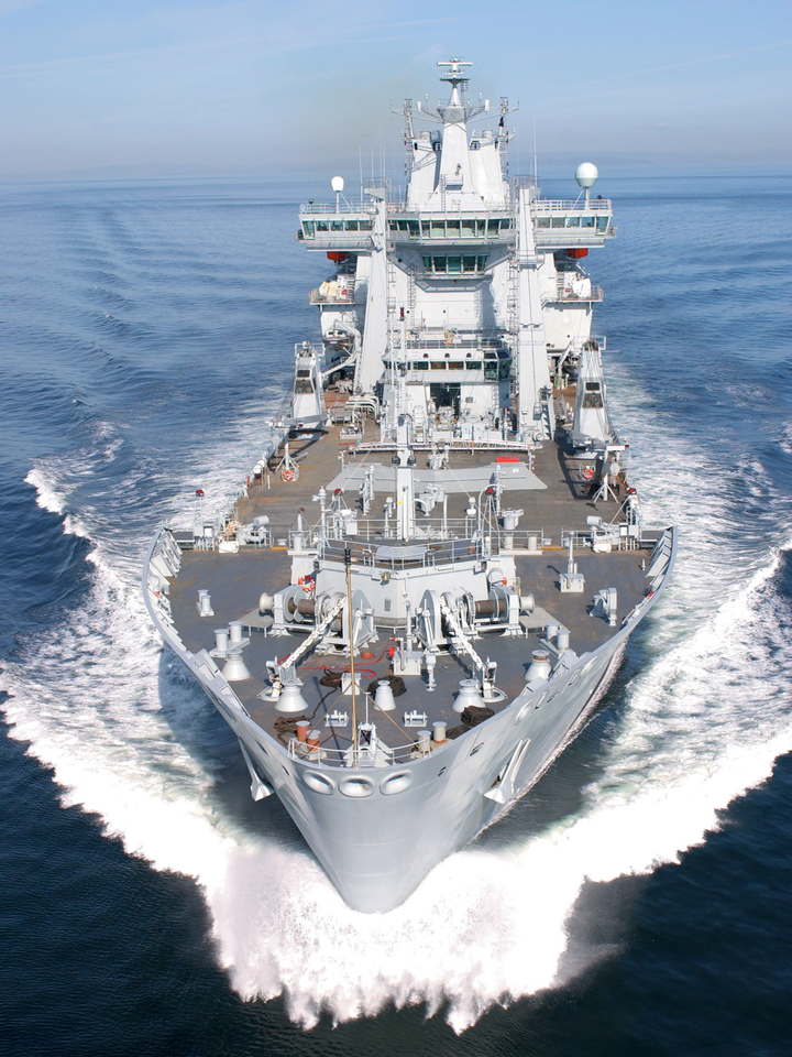 RFA Wave Ruler (A390) Photo Print - At Sea 2004 - Royal Fleet Auxiliary Wave Class Fleet Tanker Posters, Prints, & Visual Artwork Hampshire Prints 6 x 4 No Frame No