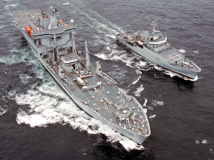 RFA Wave Knight (A389) Photo Print - RAS With HMS Echo 2003 - Royal Fleet Auxiliary Wave Class Tanker Posters, Prints, & Visual Artwork Hampshire Prints 6 x 4 No Frame No