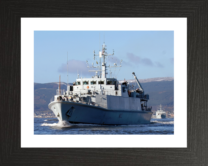 HMS Ramsey M110 Sandown Class Minehunter Low Port Bow View Photo Print - Posters, Prints, & Visual Artwork - by Hampshire Prints (image 2 of 9)