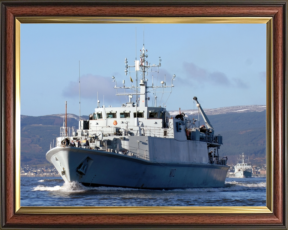 HMS Ramsey M110 Sandown Class Minehunter Low Port Bow View Photo Print - Posters, Prints, & Visual Artwork - by Hampshire Prints (image 9 of 9)