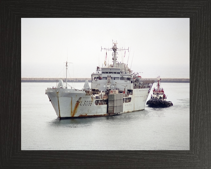 RFA Sir Percivale L3036 Round Table Class Ship With Tug Photo Print - Posters, Prints, & Visual Artwork - by Hampshire Prints (image 3 of 9)