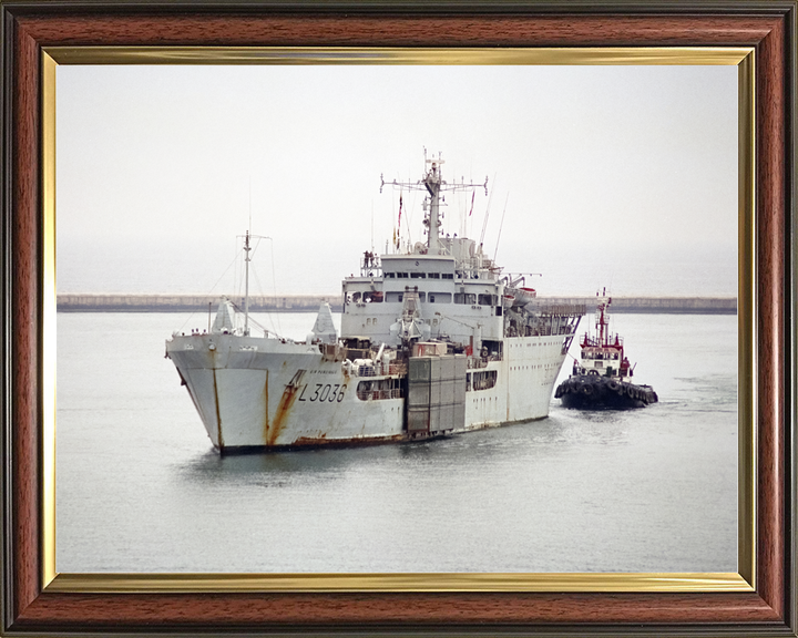 RFA Sir Percivale L3036 Round Table Class Ship With Tug Photo Print - Posters, Prints, & Visual Artwork - by Hampshire Prints (image 9 of 9)
