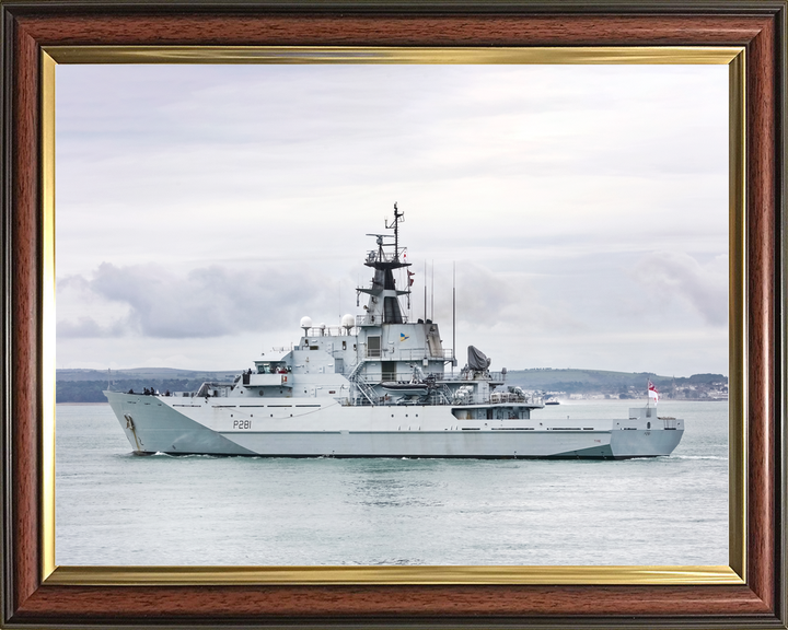 HMS Tyne P281 River Class Patrol Vessel October 2019 Photo Print - Posters, Prints, & Visual Artwork - by Hampshire Prints (image 9 of 9)