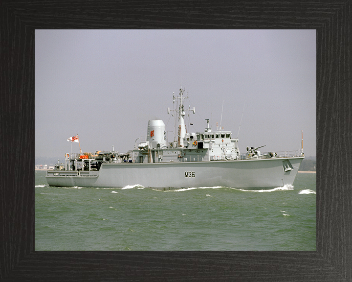 HMS Bicester (M36) Royal Navy Hunt Class Mine Warfare Vessel Underway Photo Print Wall Art Decor Posters, Prints, & Visual Artwork Hampshire Prints 10 x 8 Black Frame No