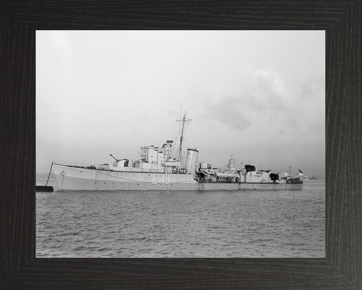 HMS Blackmore (L43) Royal Navy Hunt Class Destroyer At A Buoy Photo Print Wall Art Decor Posters, Prints, & Visual Artwork Hampshire Prints 10 x 8 Black Frame No