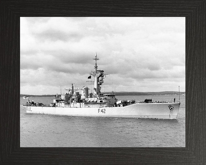 HMS Phoebe F42 | Photo Print | Framed Print | Leander Class | Frigate | Royal Navy Hampshire Prints
