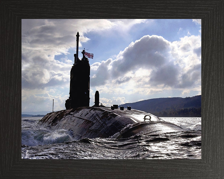 HMS Superb S109 Submarine | Photo Print | Framed Print | Swiftsure Class | Royal Navy Hampshire Prints