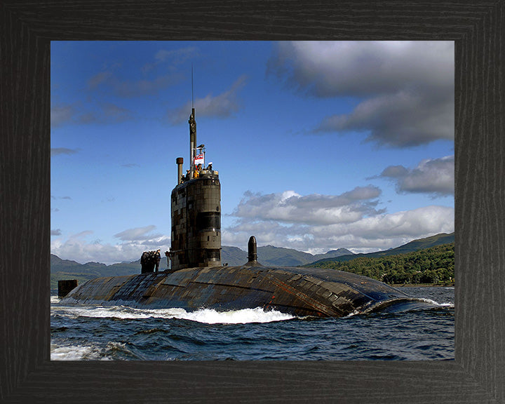 HMS Superb S109 Royal Navy Swiftsure class Submarine Photo Print or Framed Print - Hampshire Prints