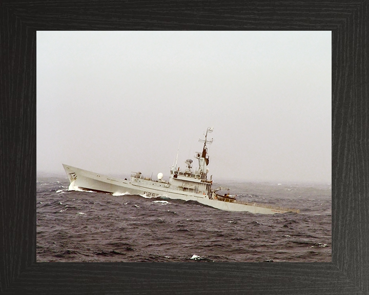 HMS Dumbarton Castle (P265) Royal Navy Castle Class Patrol Vessel In Rough Sea Photo Print Wall Art Decor Posters, Prints, & Visual Artwork Hampshire Prints 10 x 8 Black Frame No