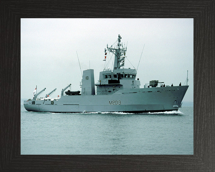 HMS Spey M2013 Royal Navy River class minesweeper Photo Print or Framed Print - Hampshire Prints