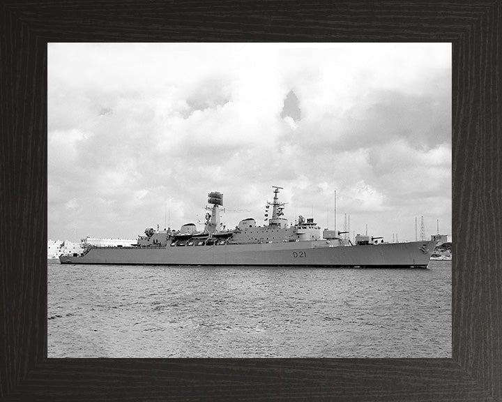 HMS Norfolk (D21) Photo Print - Starboard Beam View - Royal Navy County Class Destroyer Hampshire Prints 10 x 8 Black Frame No