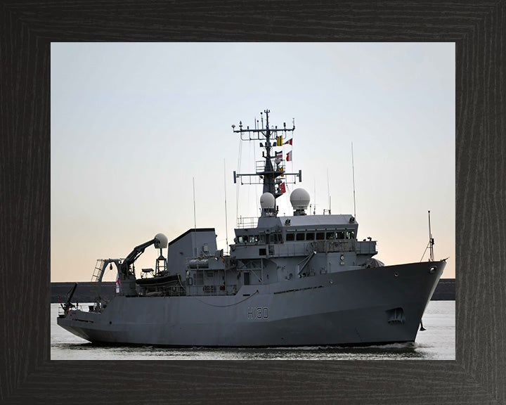 HMS Roebuck H130 | Photo Print | Framed Print | Coastal Survey Vessel | Royal Navy Hampshire Prints