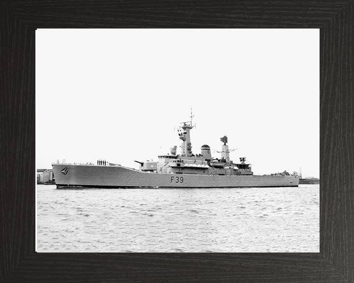 HMS Naiad F39 | Photo Print | Framed Print | Poster | Leander Class | Frigate | Royal Navy Hampshire Prints