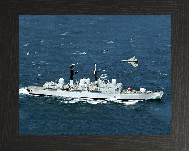 HMS Southampton (D90) Photo Print - Starboard View - Royal Navy Type 42 Destroyer Hampshire Prints 10 x 8 Black Frame No