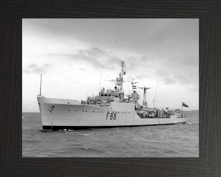 HMS Malcolm (F88) Photo Print - Port Side View - Royal Navy Blackwood Class Frigate Hampshire Prints 10 x 8 Black Frame No