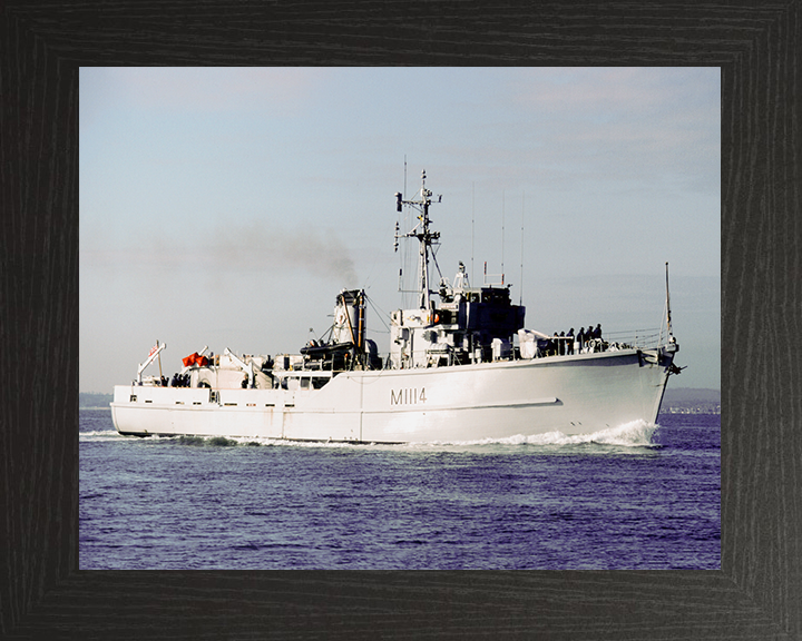 HMS Brinton (M1114) Royal Navy Ton Class Minesweeper Entering Harbour Photo Print Wall Art Decor Posters, Prints, & Visual Artwork Hampshire Prints 10 x 8 Black Frame No