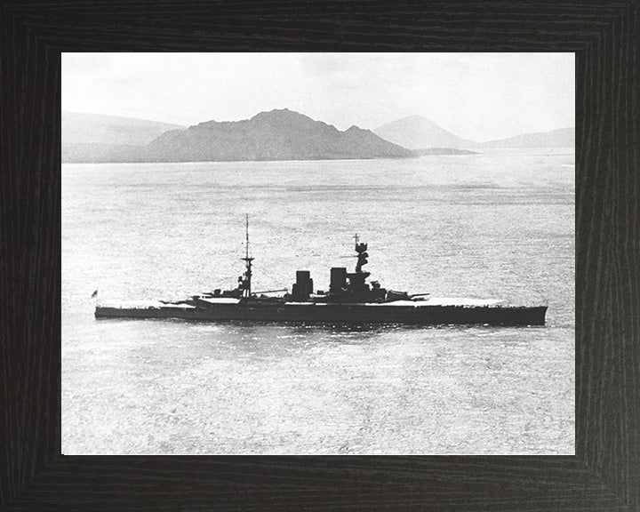 HMS Repulse (1916) Photo Print - At Sea - Royal Navy Renown Class Battlecruiser Hampshire Prints 10 x 8 Black Frame No