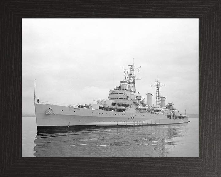 HMS Belfast (C35) Royal Navy Town Class Light Cruiser Leaving Harbour Photo Print Wall Art Decor Posters, Prints, & Visual Artwork Hampshire Prints 10 x 8 Black Frame No