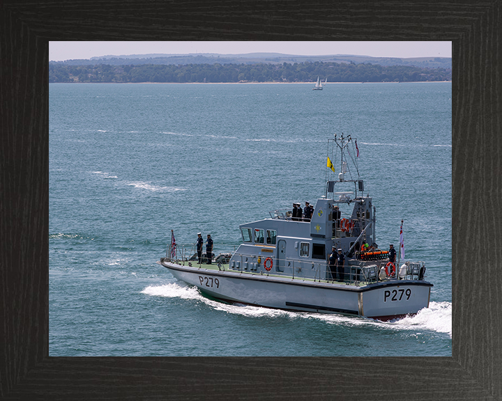 HMS Blazer (P279) Photo Print - At Sea 2022 - Royal Navy Archer Class P2000 Patrol Vessel Posters, Prints, & Visual Artwork Hampshire Prints 10 x 8 Black Frame No