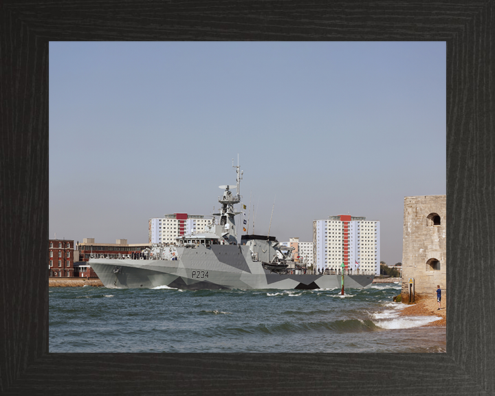 HMS Spey (P234) Photo Print - Portsmouth - Royal Navy River Class Patrol Vessel Hampshire Prints 10 x 8 Black Frame No