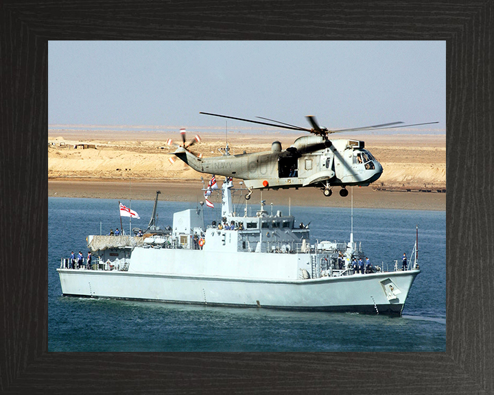 HMS Sandown (M101) Photo Print - Arabian Gulf 2003 - Royal Navy Sandown Class Minehunter Hampshire Prints 10 x 8 Black Frame No