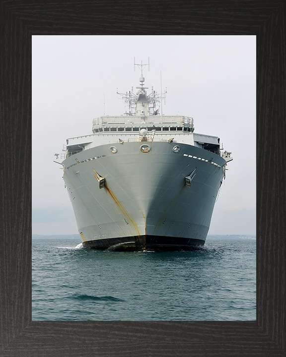 HMS Bulwark (L15) Royal Navy Albion Class Amphibious Ship Bow View Photo Print Wall Art Decor Posters, Prints, & Visual Artwork Hampshire Prints 10 x 8 Black Frame No