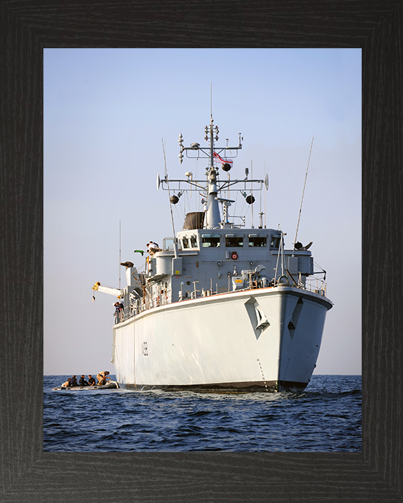 HMS Atherstone (M38) Photo Print - Persian Gulf 2009 - Royal Navy Hunt Class Mine Warfare Vessel Posters, Prints, & Visual Artwork Hampshire Prints 10 x 8 Black Frame No