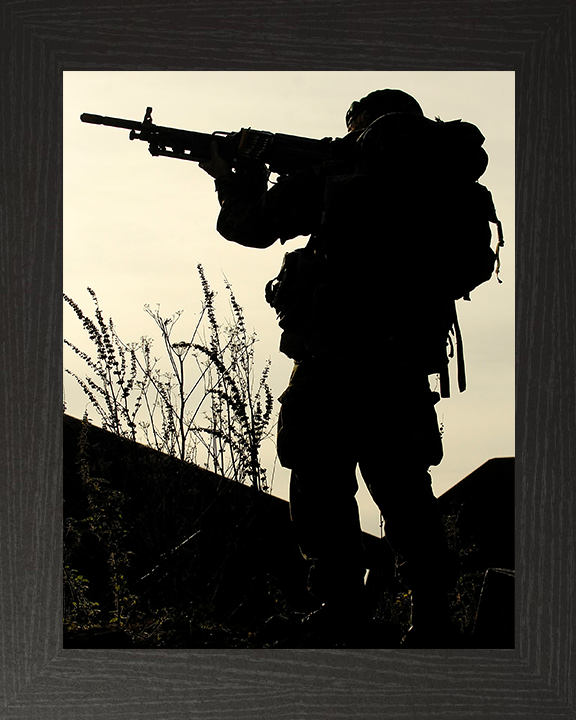 Royal Marines Commando Silhouette Photo Print - 40 Commando Hampshire Prints 10 x 8 Black Frame No