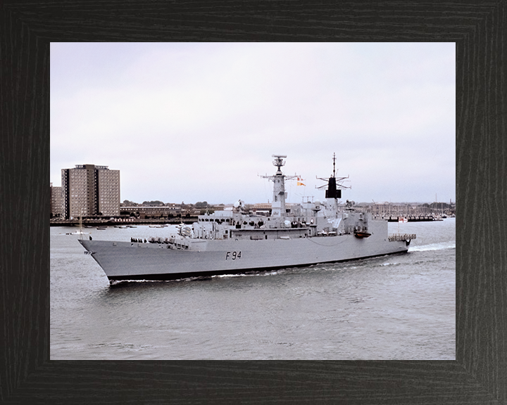 HMS Brave (F94) Royal Navy Type 22 Frigate Leaving Portsmouth Harbour Photo Print Wall Art Decor Posters, Prints, & Visual Artwork Hampshire Prints 10 x 8 Black Frame No
