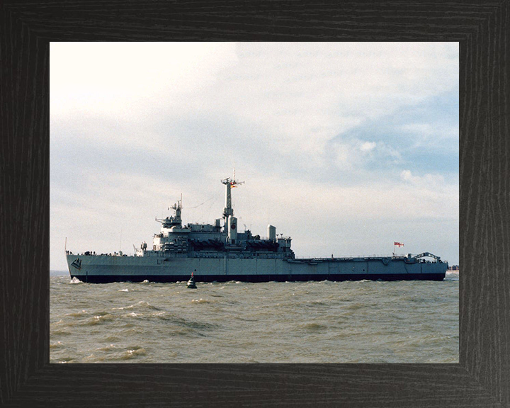 HMS Intrepid L11 Royal Navy Fearless class amphibious ship Photo Print or Framed Print - Hampshire Prints