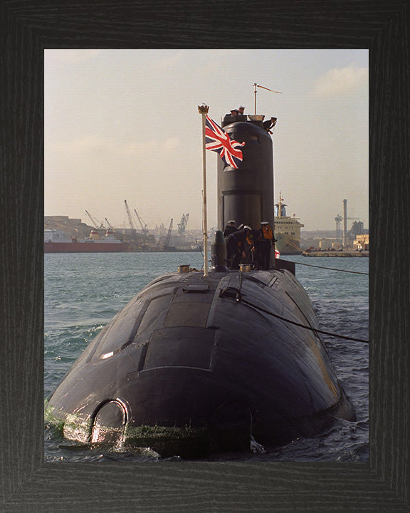 HMS Ursula S42 Royal Navy Victoria class Submarine Photo Print or Framed Print - Hampshire Prints