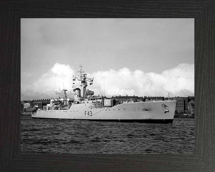 HMS Torquay F43 Royal Navy Whitby Class Frigate Photo Print or Framed Print - Hampshire Prints