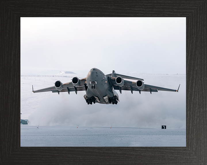 RAF C-17 Globemaster Takeoff Canada 2026 Photo Print Royal Air Force Aircraft Wall Art Aviation Posters, Prints, & Visual Artwork Hampshire Prints 10 x 8 Black Frame No
