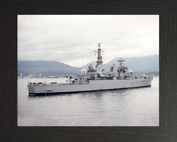 HMS Bristol (D23) Royal Navy Type 82 Destroyer Low Starboard View Photo Print Wall Art Decor Posters, Prints, & Visual Artwork Hampshire Prints 10 x 8 Black Frame No