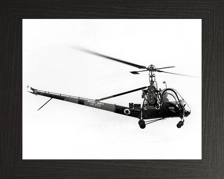 Hiller UH-12E Helicopter 1953 Photo Print - Royal Navy Aircraft Hampshire Prints 10 x 8 Black Frame No