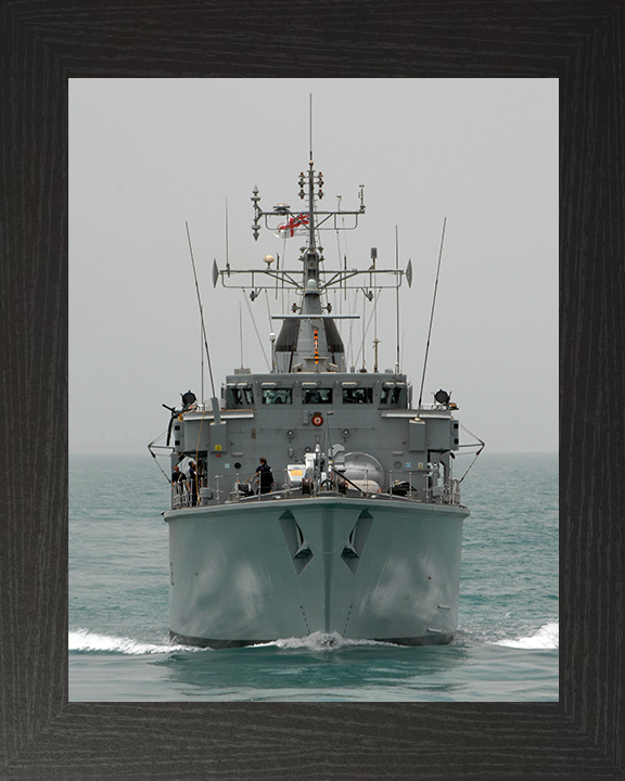 HMS Atherstone (M38) Photo Print - At Sea 2009 - Royal Navy Hunt Class Mine Warfare Vessel Hampshire Prints 10 x 8 Black Frame No