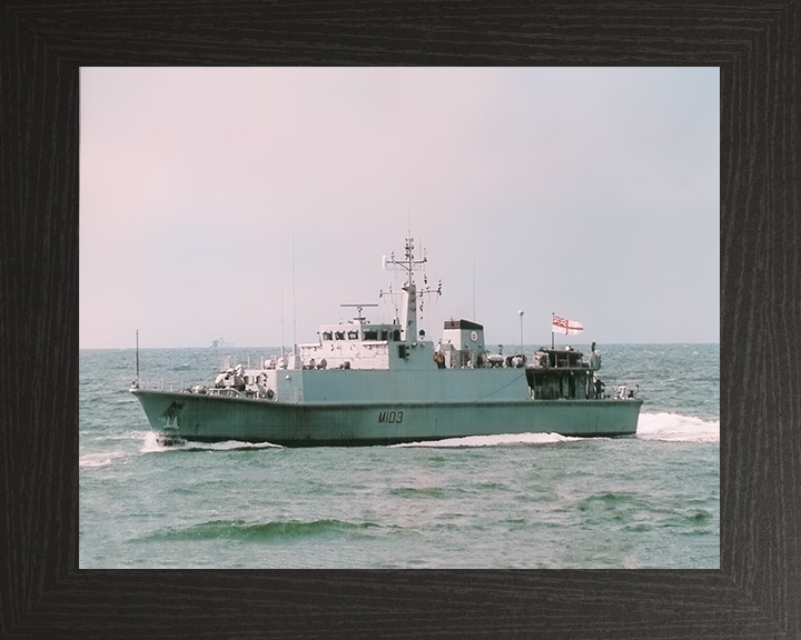 HMS Cromer (M103) Royal Navy Sandown Class Minehunter Port Side View Photo Print Wall Art Decor Posters, Prints, & Visual Artwork Hampshire Prints 10 x 8 Black Frame No