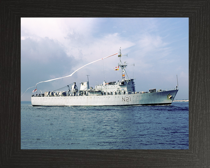 HMS Abdiel (N21) Royal Navy Abdiel Class Minelayer Photo Print Paying Off Warship Wall Art Posters, Prints, & Visual Artwork Hampshire Prints 10 x 8 Black Frame No
