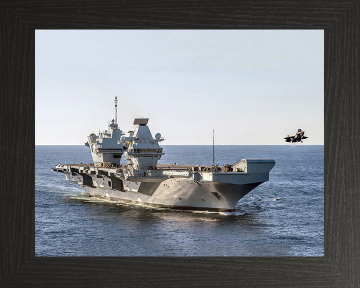 HMS Queen Elizabeth R08 Royal Navy Queen Elizabeth Class Aircraft Carrier Photo Print or Framed Print - Hampshire Prints