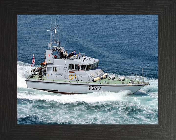 HMS Charger (P292) Royal Navy Archer Class Patrol Vessel Underway Photo Print Wall Art Decor Posters, Prints, & Visual Artwork Hampshire Prints 10 x 8 Black Frame No